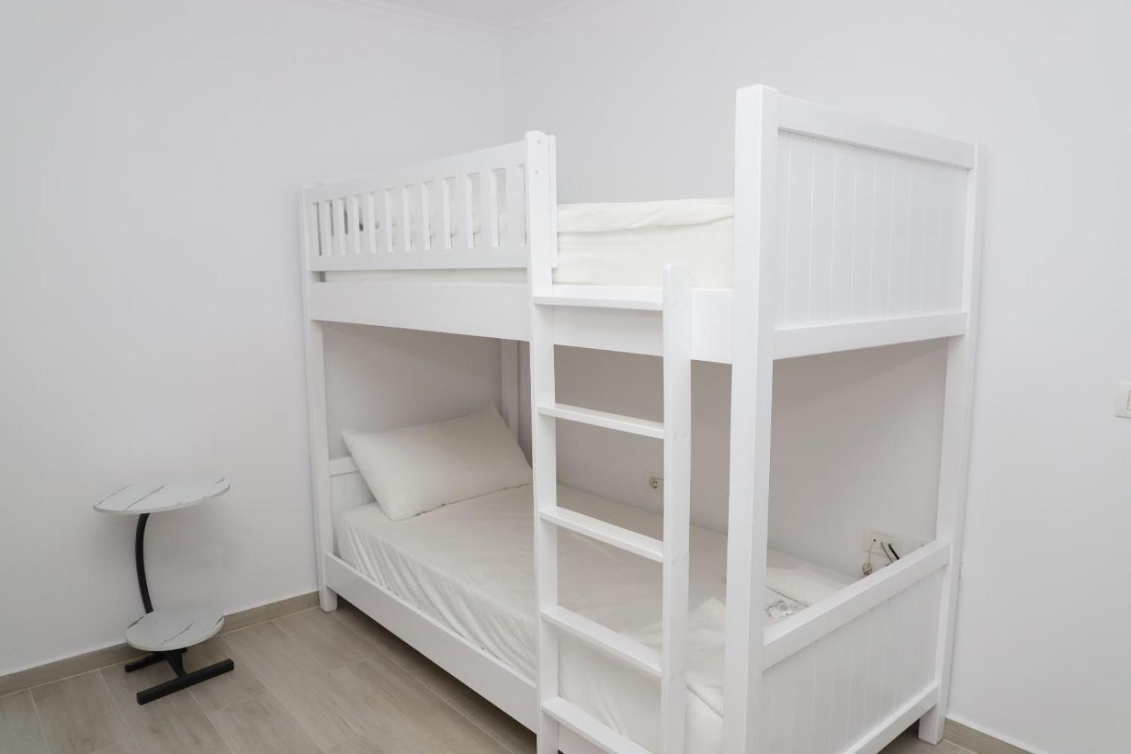 Aral Hostel 培拉特 外观 照片